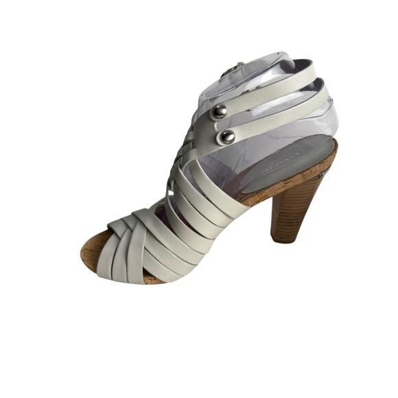 COACH Adrienn Strappy Slingback Block Heel Sandals Woven White Leather Size 9.5 - Picture 11 of 11